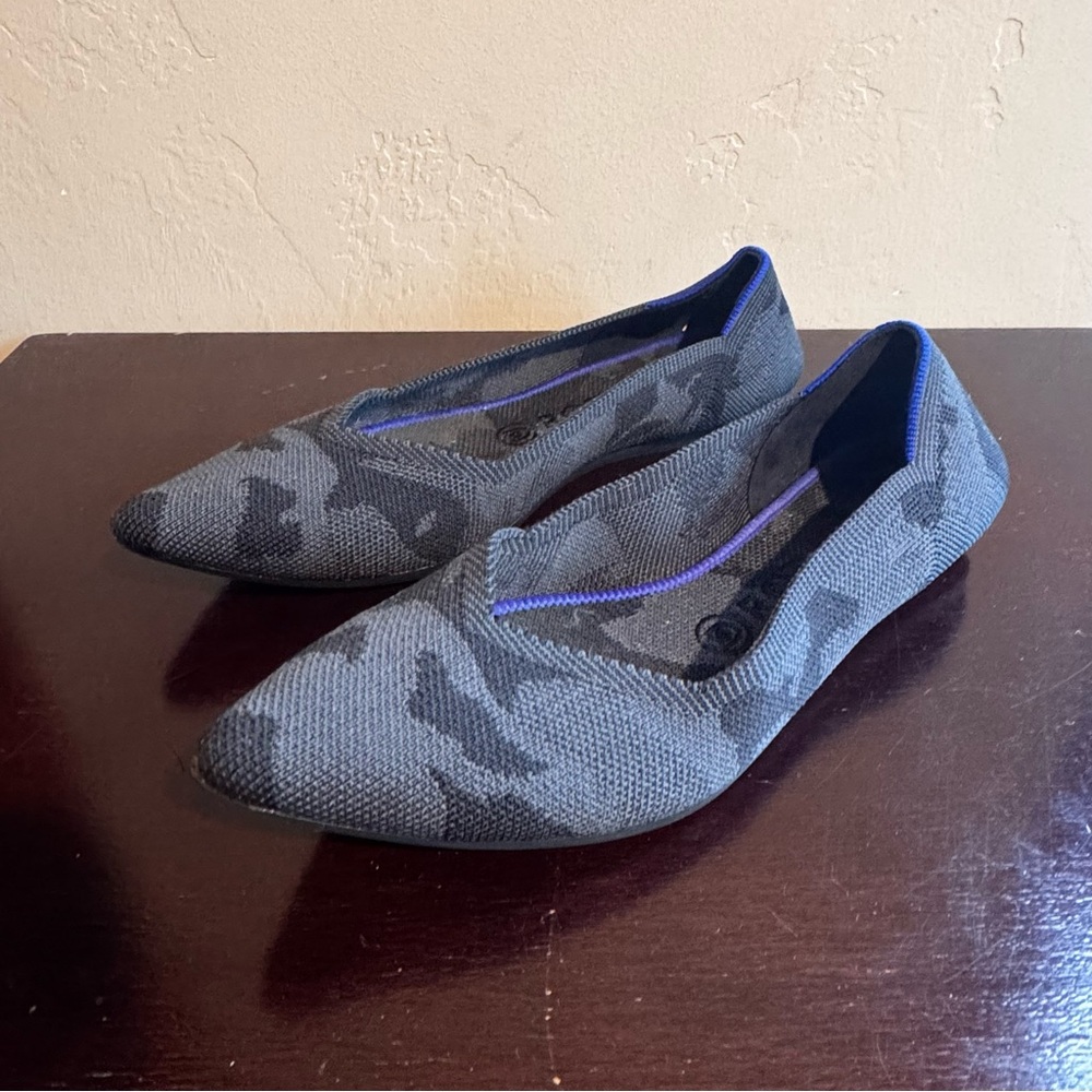 Rothy’s The Point Ballet Flats in Gray Camo